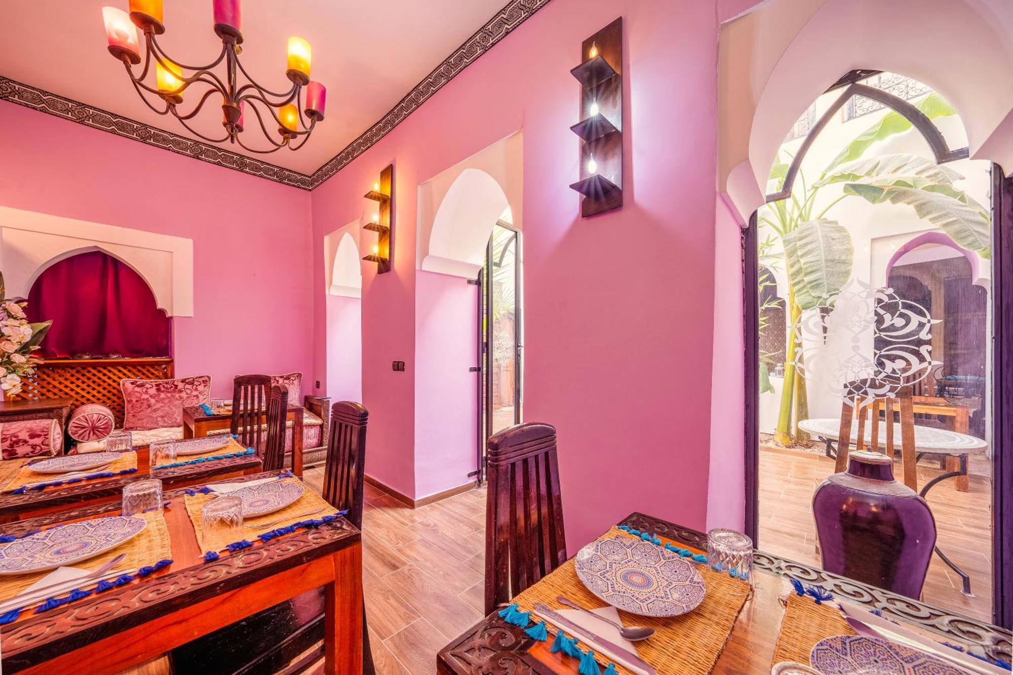 Riad Sidi Mimoune & 3*